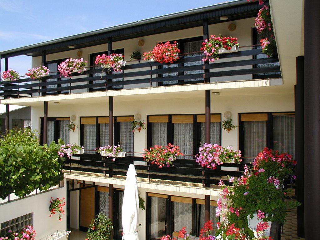 Rooms Vila Mautner Vodice Exterior foto