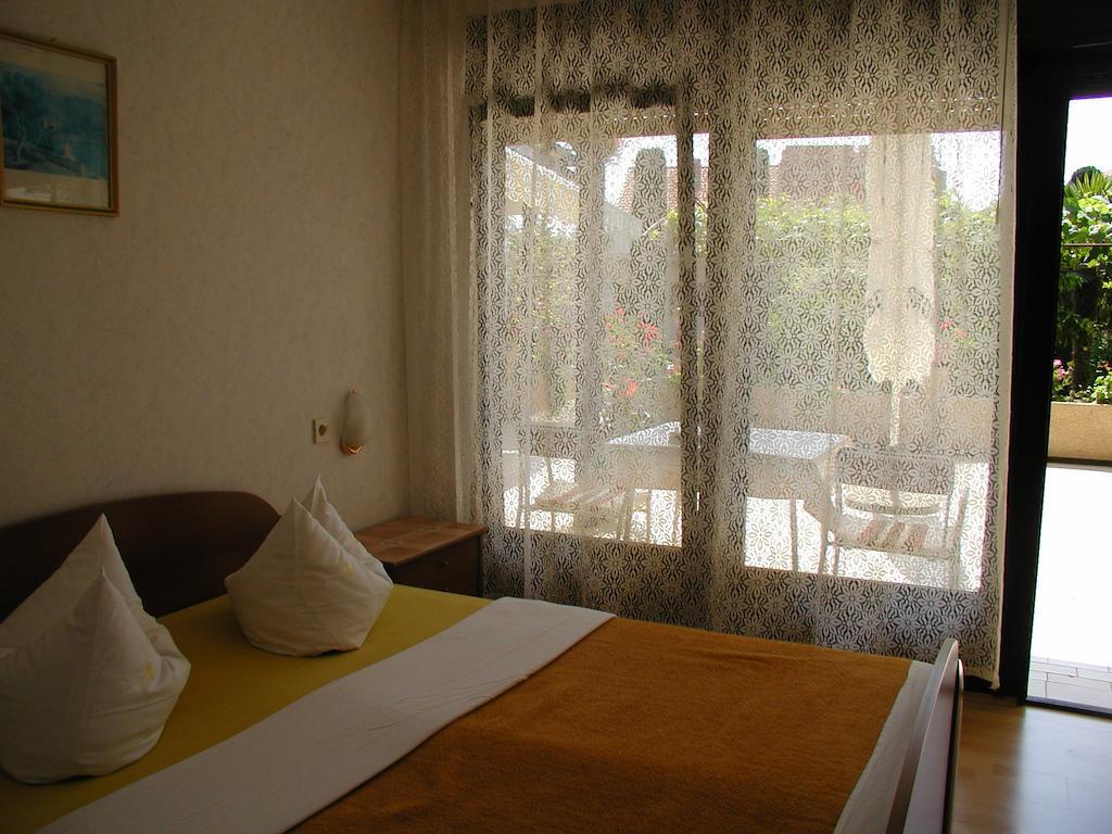 Rooms Vila Mautner Vodice Habitación foto