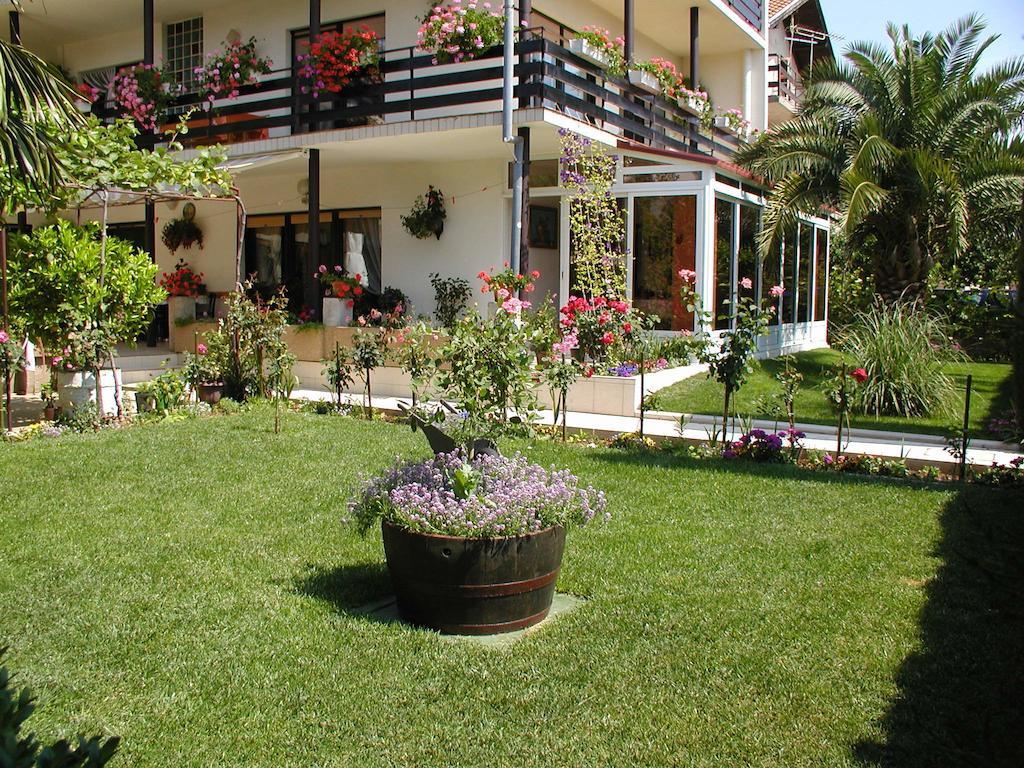 Rooms Vila Mautner Vodice Exterior foto